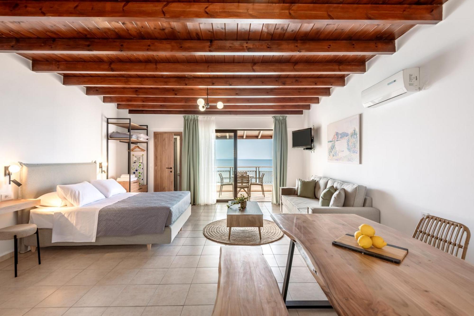 Khóra Sfakíon Superb Apartments Kriaras Sea View In Sfakia מראה חיצוני תמונה